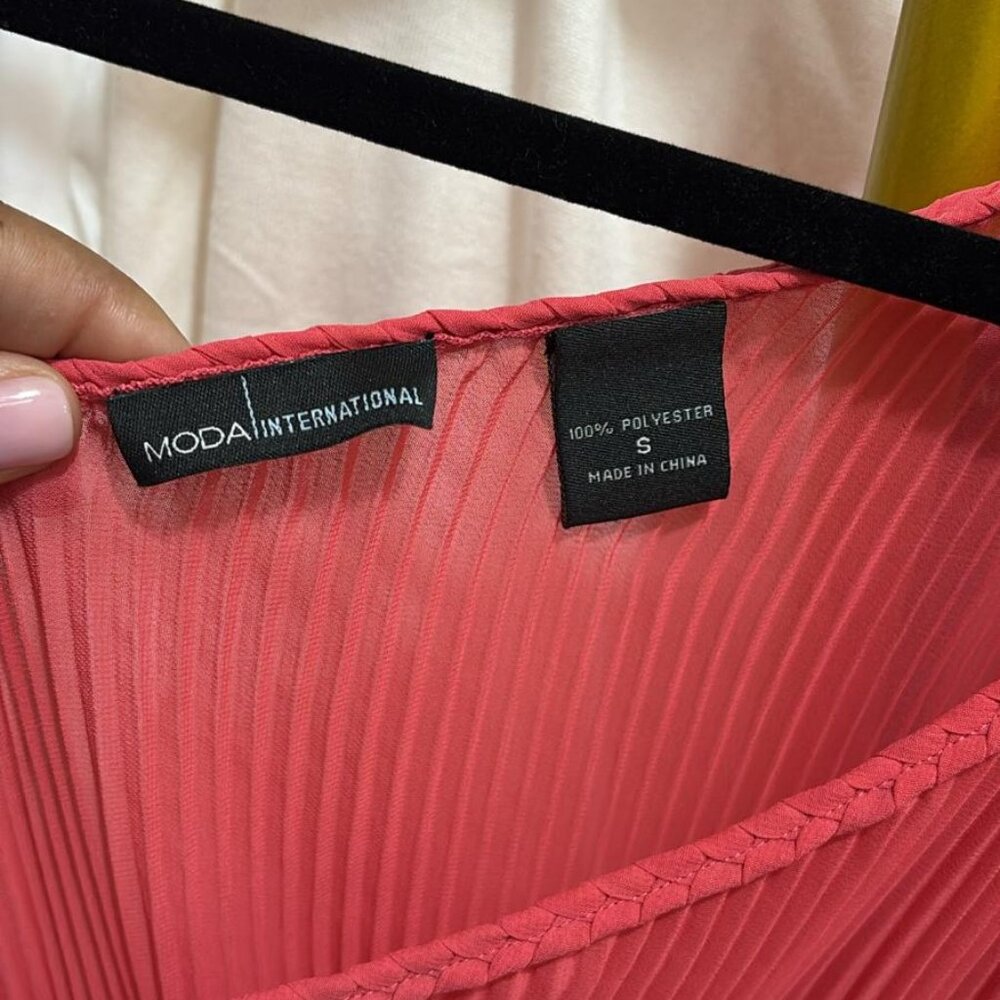 Stunning Coral One-Shoulder Pleated Dress- Small - Picture 4 of 7